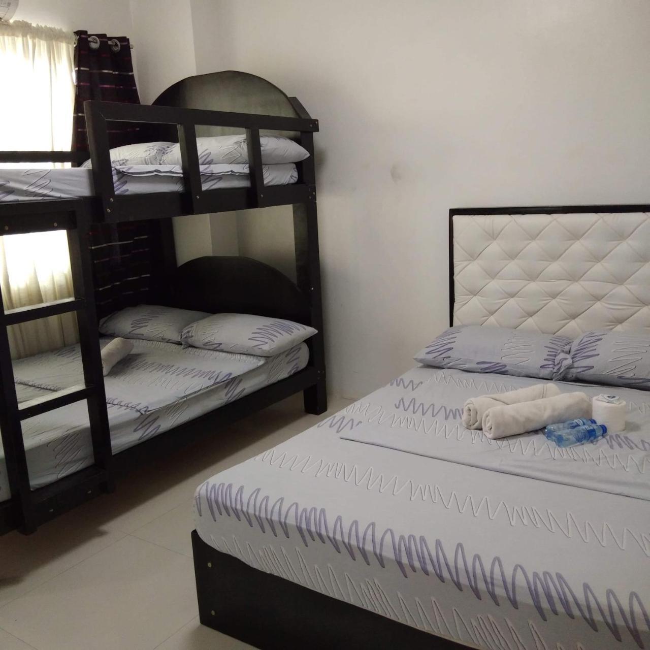 N&J Lopez Lodging House باساي الغرفة الصورة